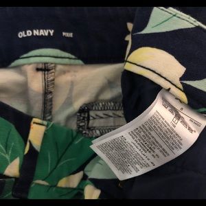 Old Navy Mid-Rise Pixie Full-Length Pants